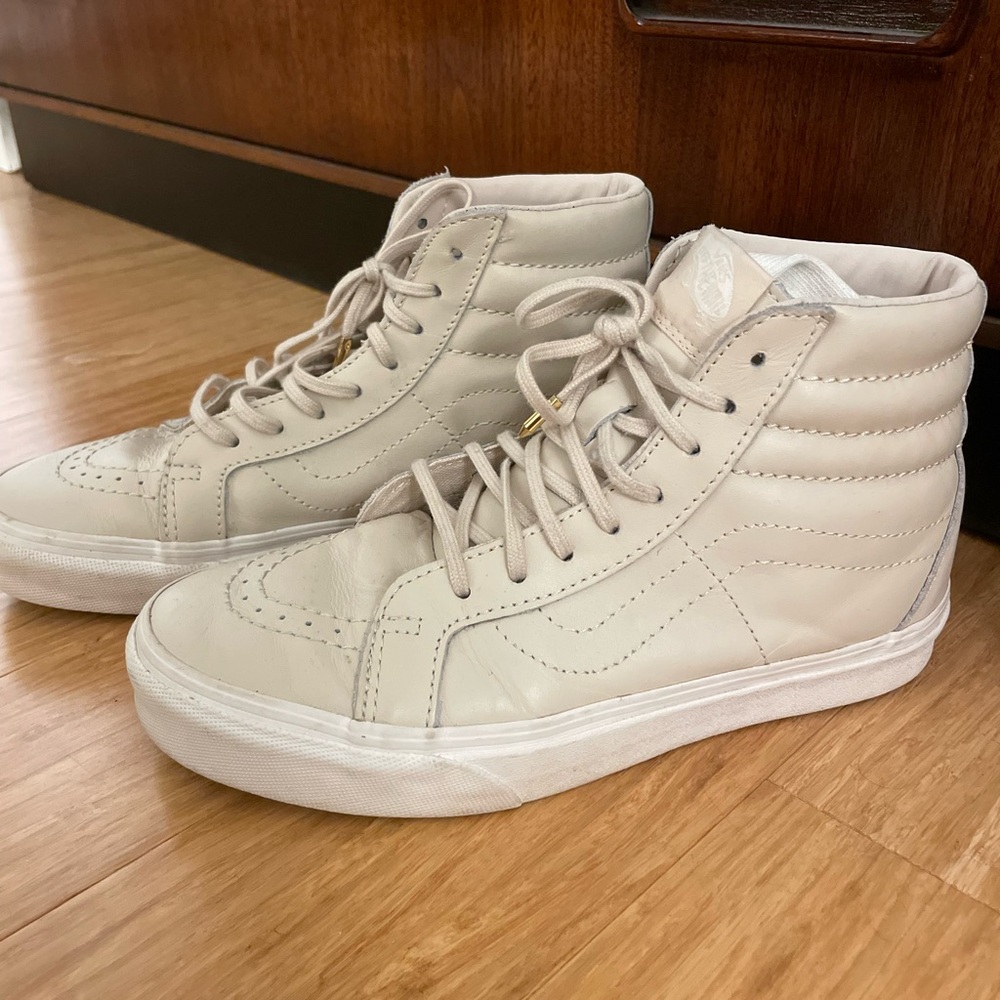 Vans Sk8 Hi Top Sneaker in Nude